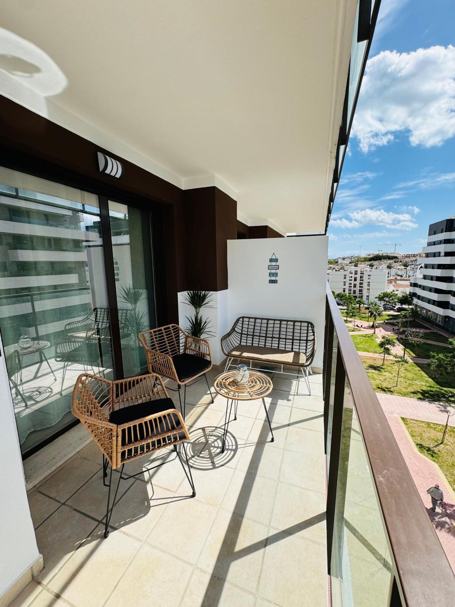 شقة Parking Privado! Sol Y Mar Tu Hogar En La Costa إِستيبونا المظهر الخارجي الصورة